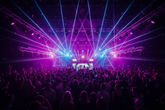 Wie du mit Licht die perfekte Partyatmosphäre schaffst